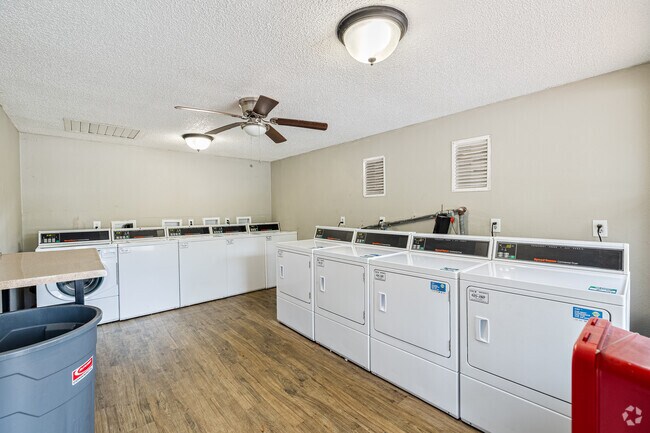 Laundry Room - Manchester