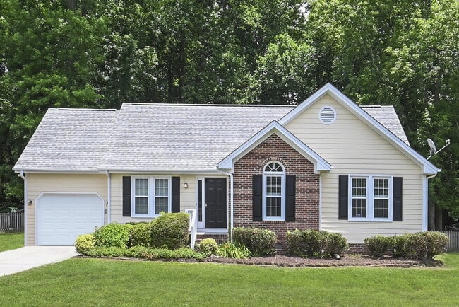 Building Photo - 1024 Alderleaf Dr