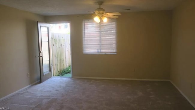 Photo - 25 Christine Ct