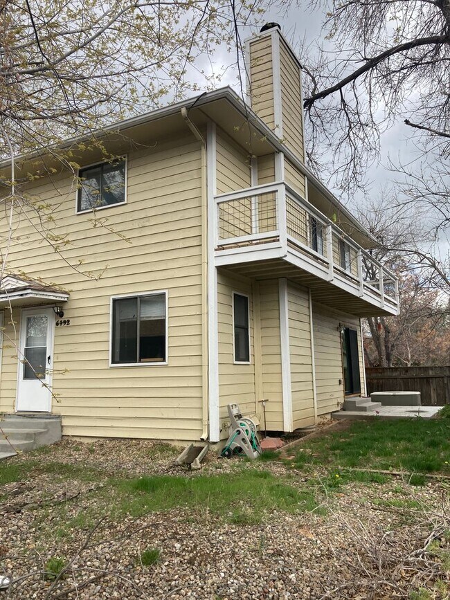 Building Photo - 06243-6490-92 Unit 06243-6492