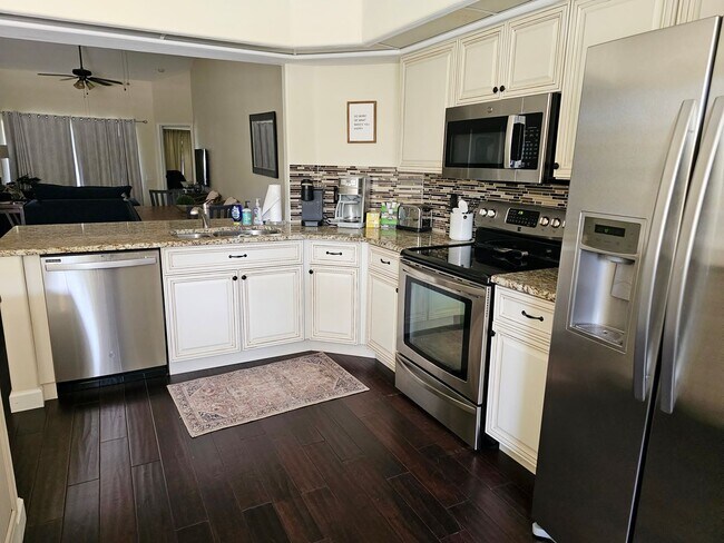 Photo - Available now - Furnished 3BR/2BA second f... House