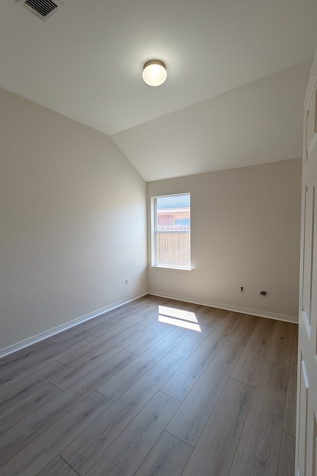 Photo - 5110 Misty Village Ct