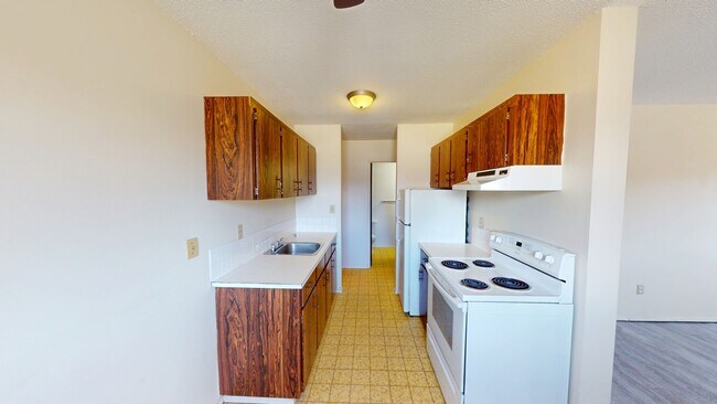 Photo - 9656 Hillcrest Dr Unit 303