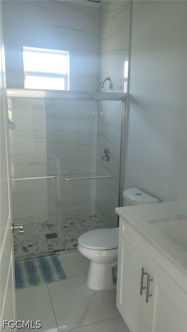 Photo - 653 Foxchase Dr