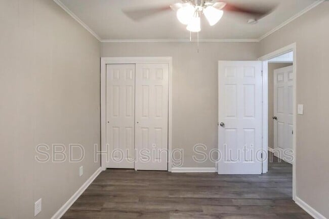 Photo - 1903 S Crescent Ave