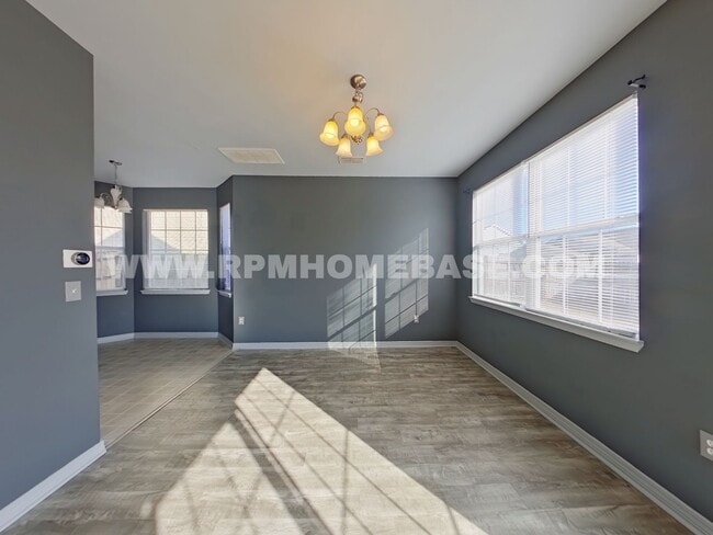 Photo - Spacious 4-Bedroom Home in South Crestview – Perfect for Families and Close to Military Bases