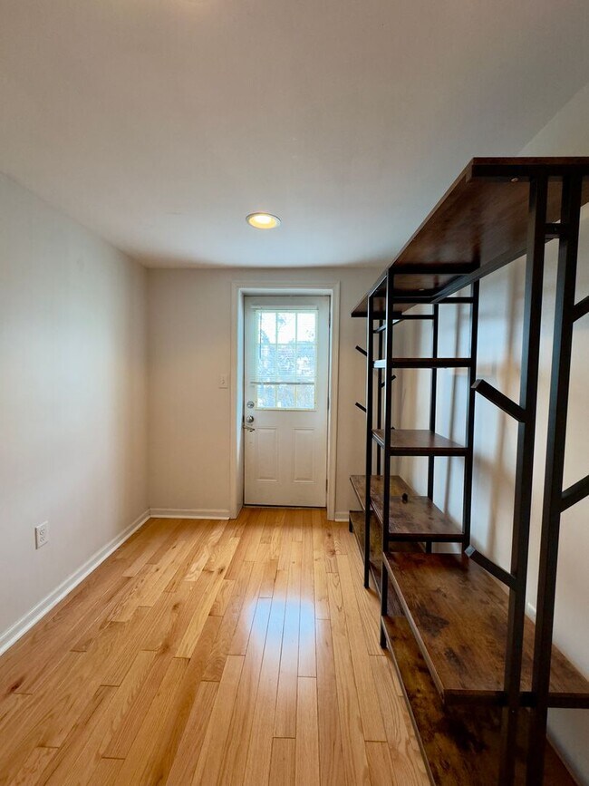 Photo - Apartment in Upper Fells Point! Unidad 2