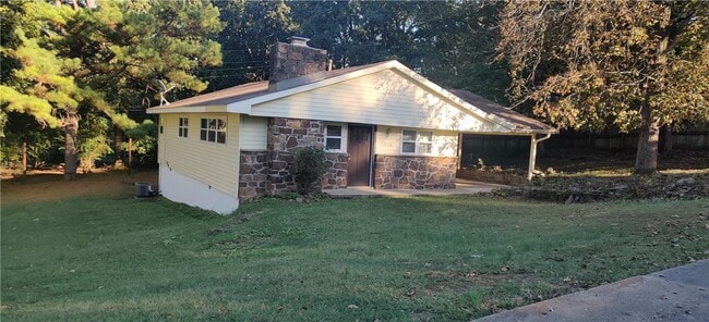 Photo - 1350 N Kings Dr