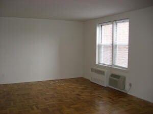 Photo - 1180 Midland Ave