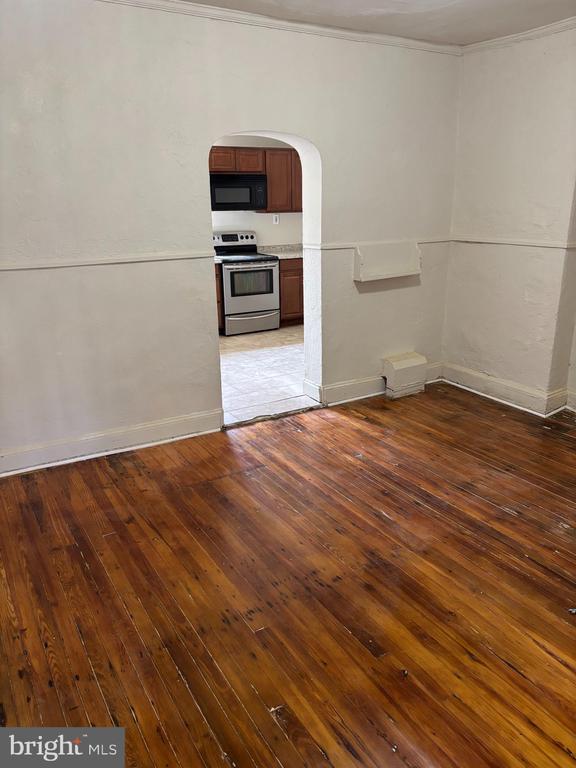 Photo - 616 E Moore St