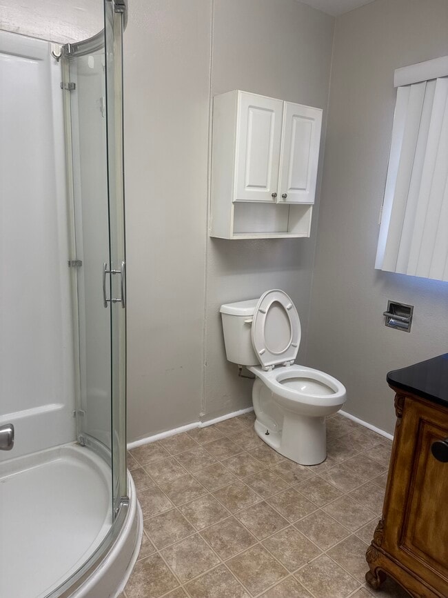 Photo - 1145 E Wilson Ave Unidad 1