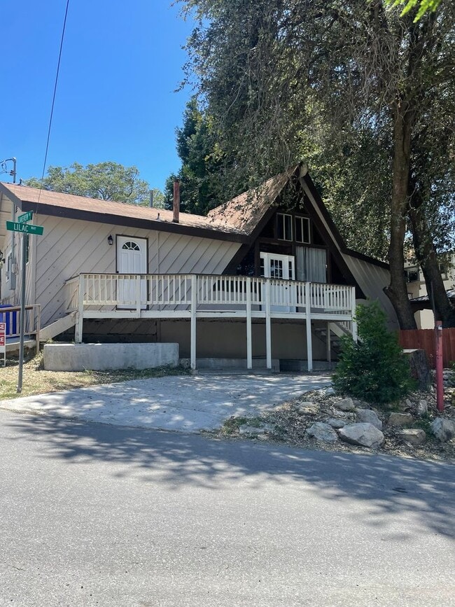 Photo - Minutes from Lake Arrowhead!