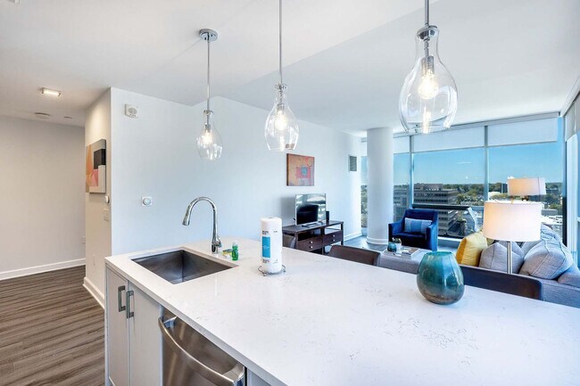 Photo - 405 Atlantic St Unit SI FL15-ID1323699P