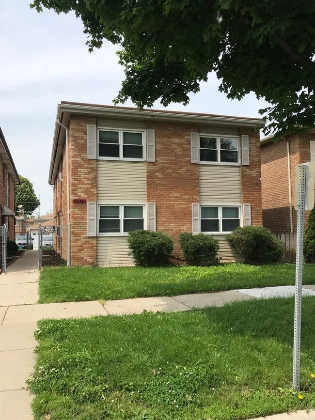 Building - 7204 W 53rd St Unit Apt. 2