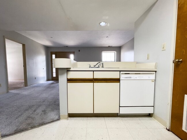 Photo - Close to Campus Unit 2