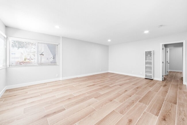 Photo - 406 13th St Unit B