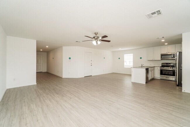 Photo - 2412 Lake Hls