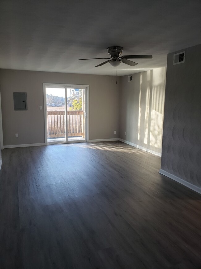 Photo - 9517 5th Bay St #A