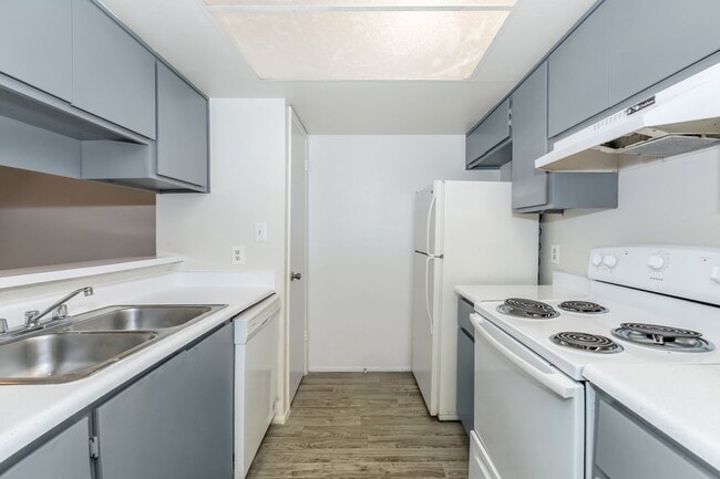 Photo - Foothills at the Preserve Apartments