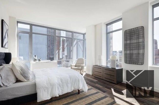 Photo - 3 bedroom in New York NY 10013 Unit 2804