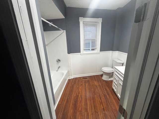 Photo - 2835 Riggs Ave