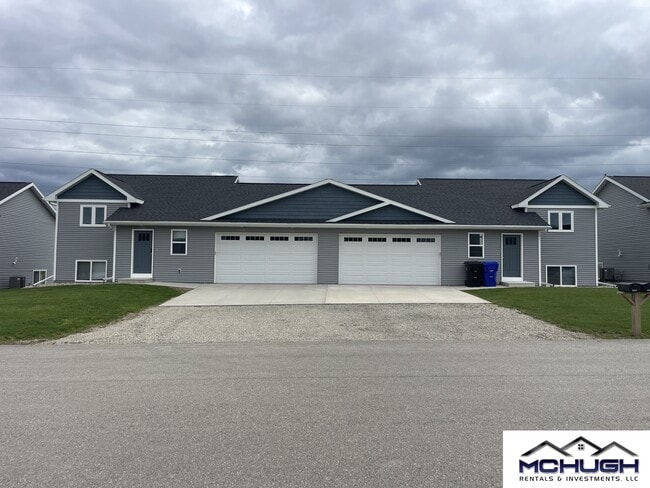 Building Photo - 3857 E Rubyred Dr