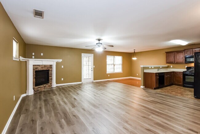 Photo - 327 Village Chase