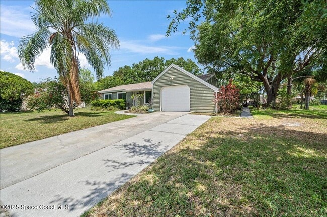 Photo - 1313 Ethel Cir NE