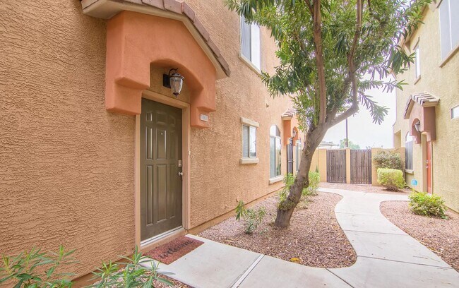 Photo - 2150 E Bell Rd Unit #1008