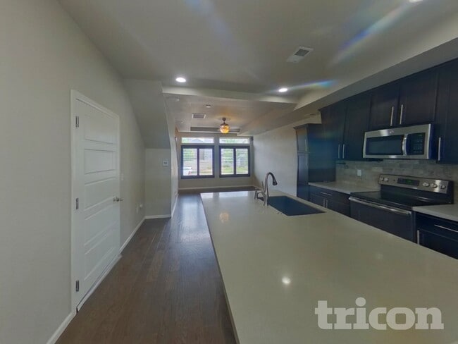 Photo - 5928 John Muir Trl