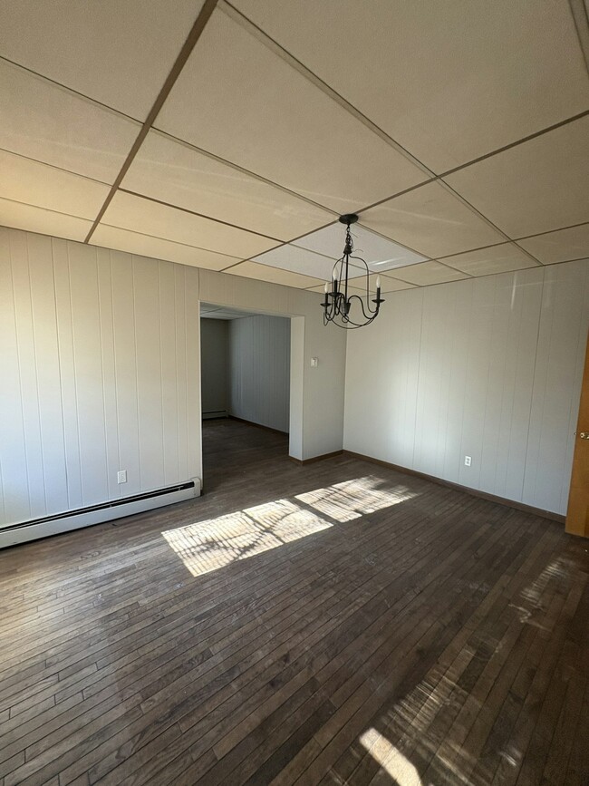 Photo - 725 Wheeler Ave