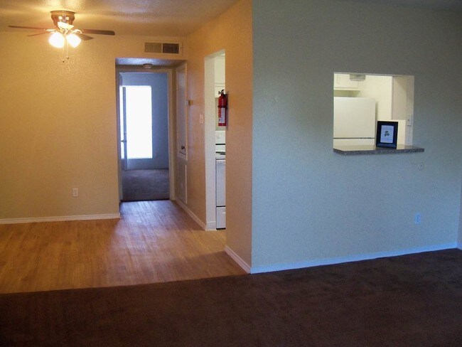 Living Room - Cedar Gate