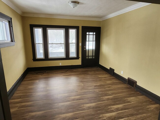 Photo - 2990 E 111th St