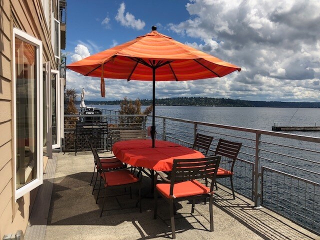 Photo - 334 Lakeside Ave S Unit Leschi