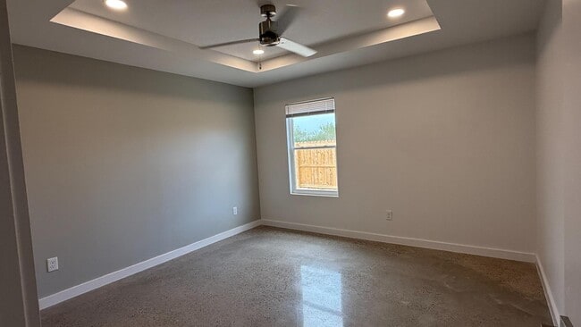 Photo - 601 Sapphire Ave