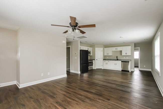 Photo - 107 S Rose Ave