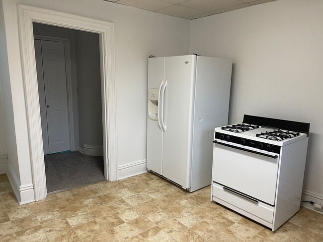 Photo - 765 Park Ave Unit Apt 2