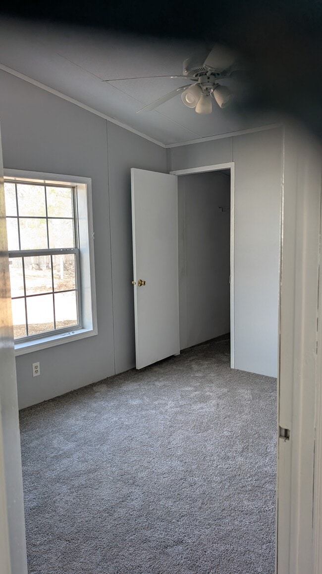 tercer dormitorio - 291 Pebble Ln