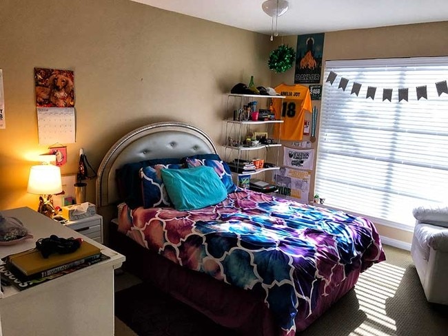 Photo - University Place Apartments