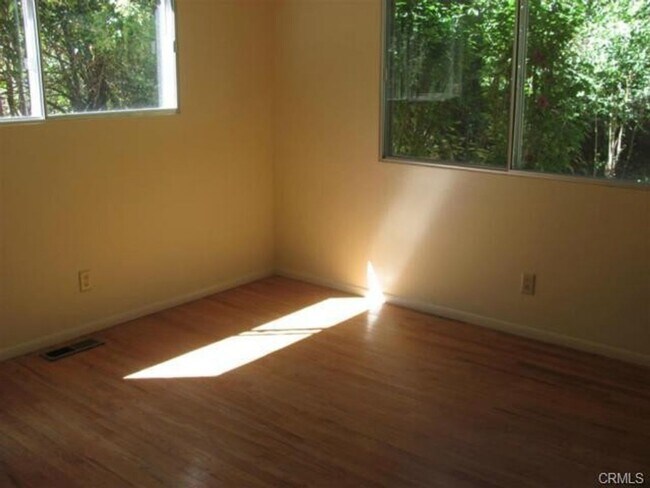 Photo - Paradise 3 bed 2 bath home ATTACHED 2-CAR GARAGE