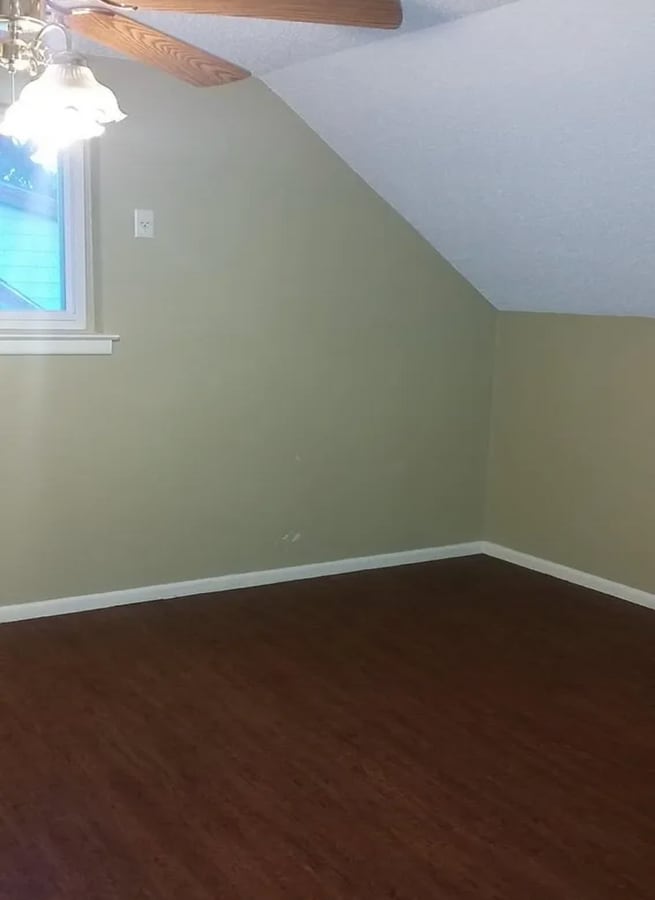 Photo - 505 Hughes Dr