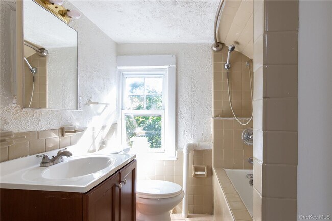 Photo - 440 Sixth Ave Unit 3