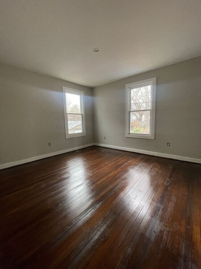 Photo - 45 Buell St Unit Apt 2