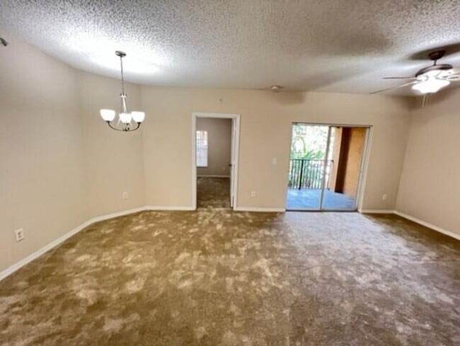 Photo - 5024 Lantana Rd