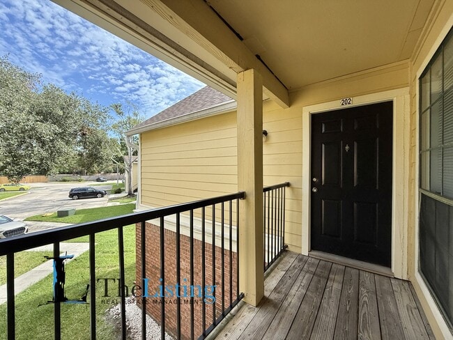 Photo - 8724 Mallard Reserve Dr