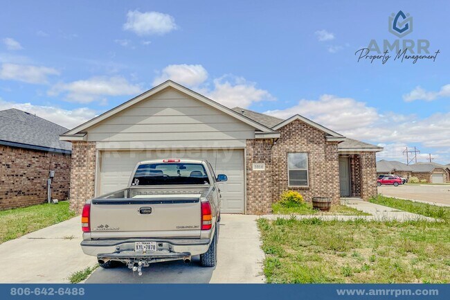 Photo - Spacious 4 Bedroom Available Now!