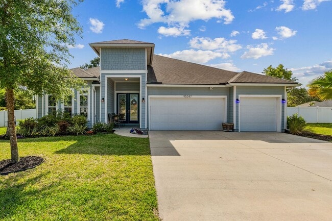 Spacious 6 Bed / 4 Bath Home with Upgrades... - Spacious 6 Bed / 4 Bath Home with Upgrades...