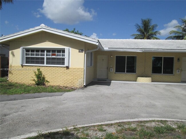 Photo - 4831 Bayview Dr Unit 1-2