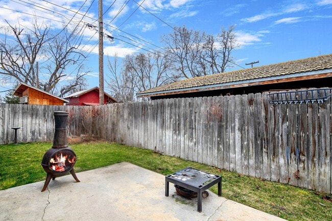 Photo - 3923 W Garnet St