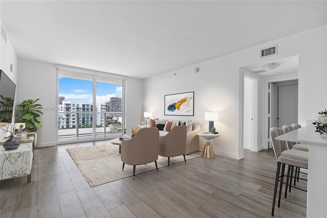 Building Photo - 4250 Biscayne Blvd Unit 1416 Rental